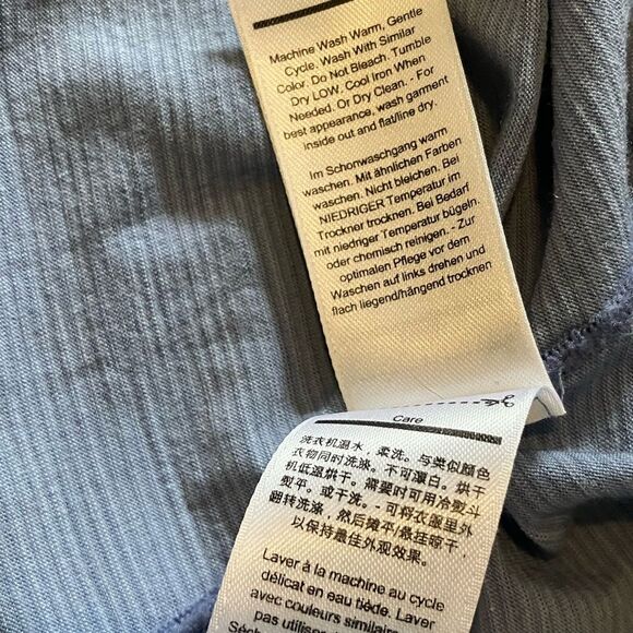 Smartwool Ultralight Tee Women’s Gray Size Small - Picture 7 of 7